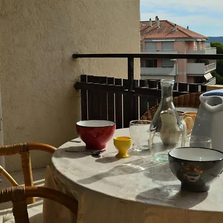 Bel A Cavalaire-sur-mer, 4 Couchages, Clim, Proche Commodites, Parking, Balcon - Fr-1-226b-118 Ferienhaus *